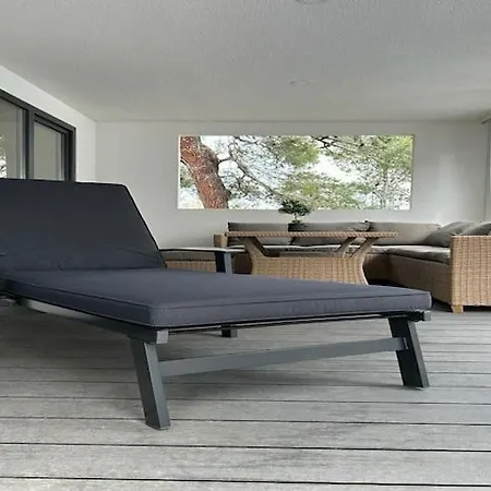 Mobile In With Garden, Cleaning Included