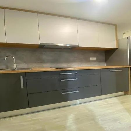 別荘 Mobile In With Garden, Cleaning Included