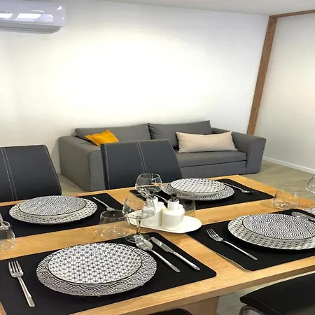 Holiday home In With Garden, Cleaning Included *